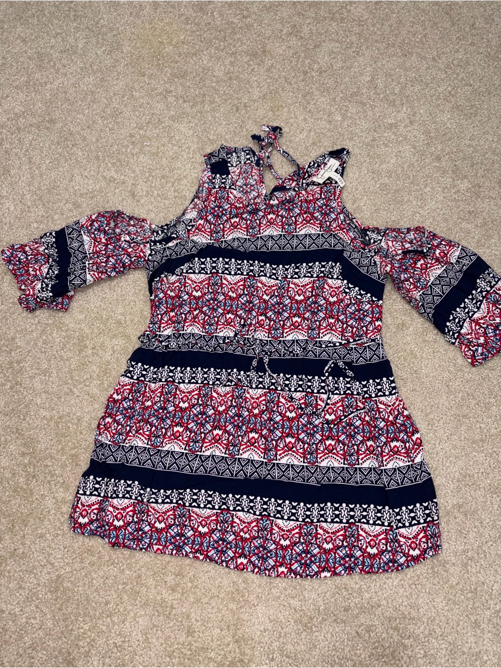 Jessica Simpson Maternity top! Super cute